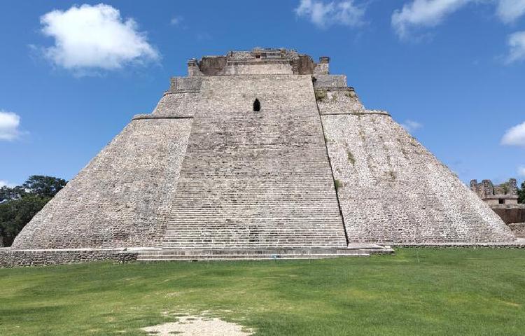 Uxmal: Maya-Ruinen im Dschungel