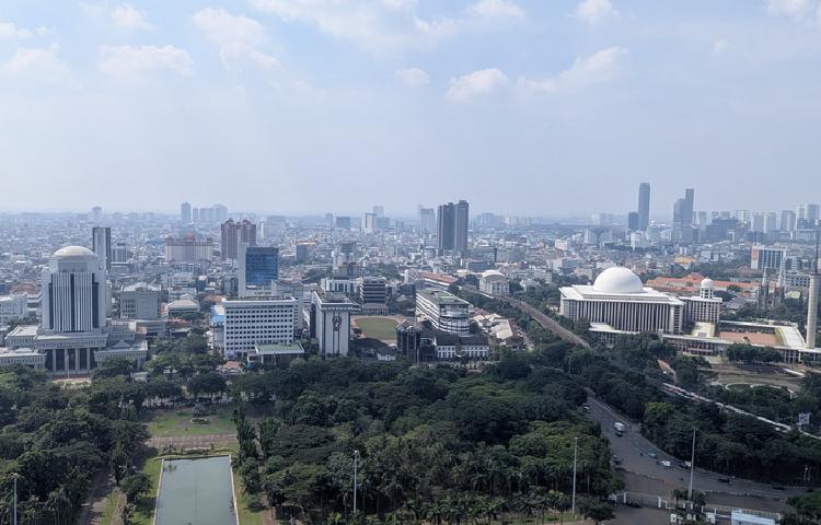 Jakarta: Willkommen in der Millionenstadt und feuchter Hitze!